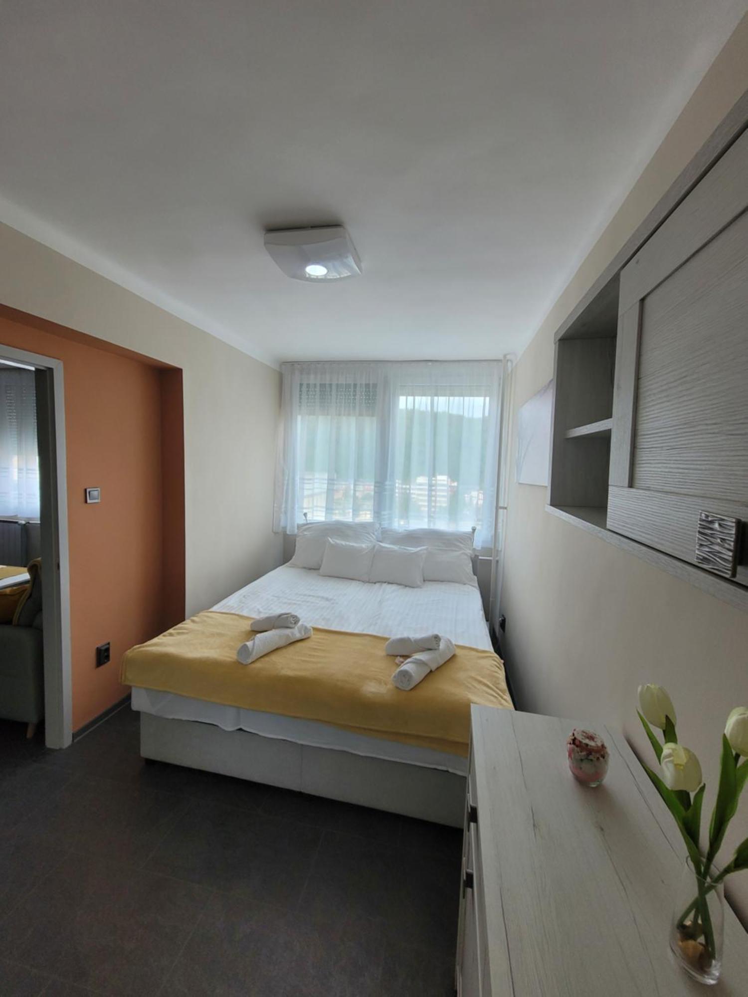 Krisztina Apartman Daire Salgótarján Dış mekan fotoğraf